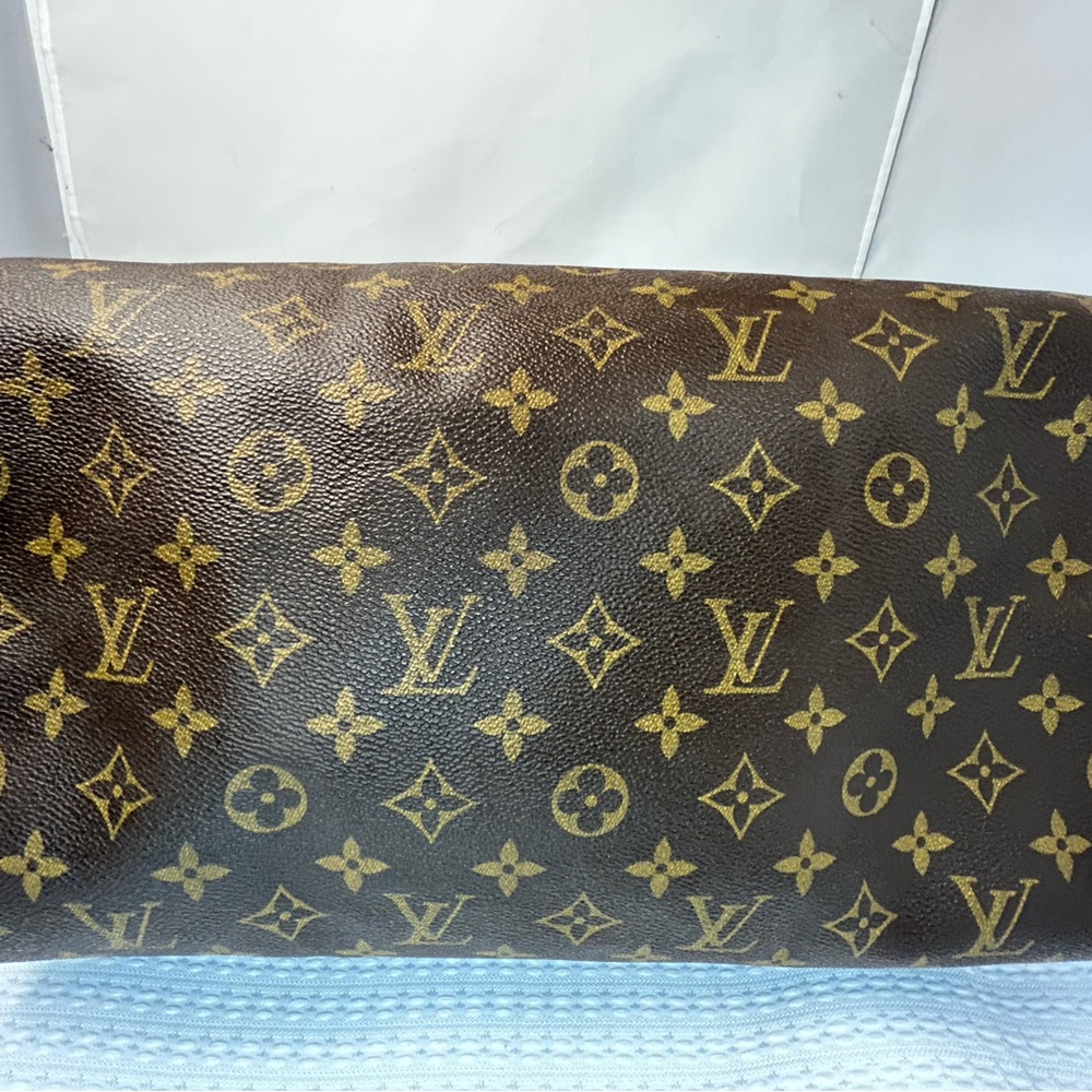 Authentic Louis Vuitton monogram speedy - Picture 6 of 15